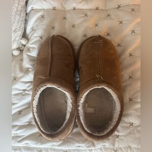 Cozy Brown Slippers with White Lining